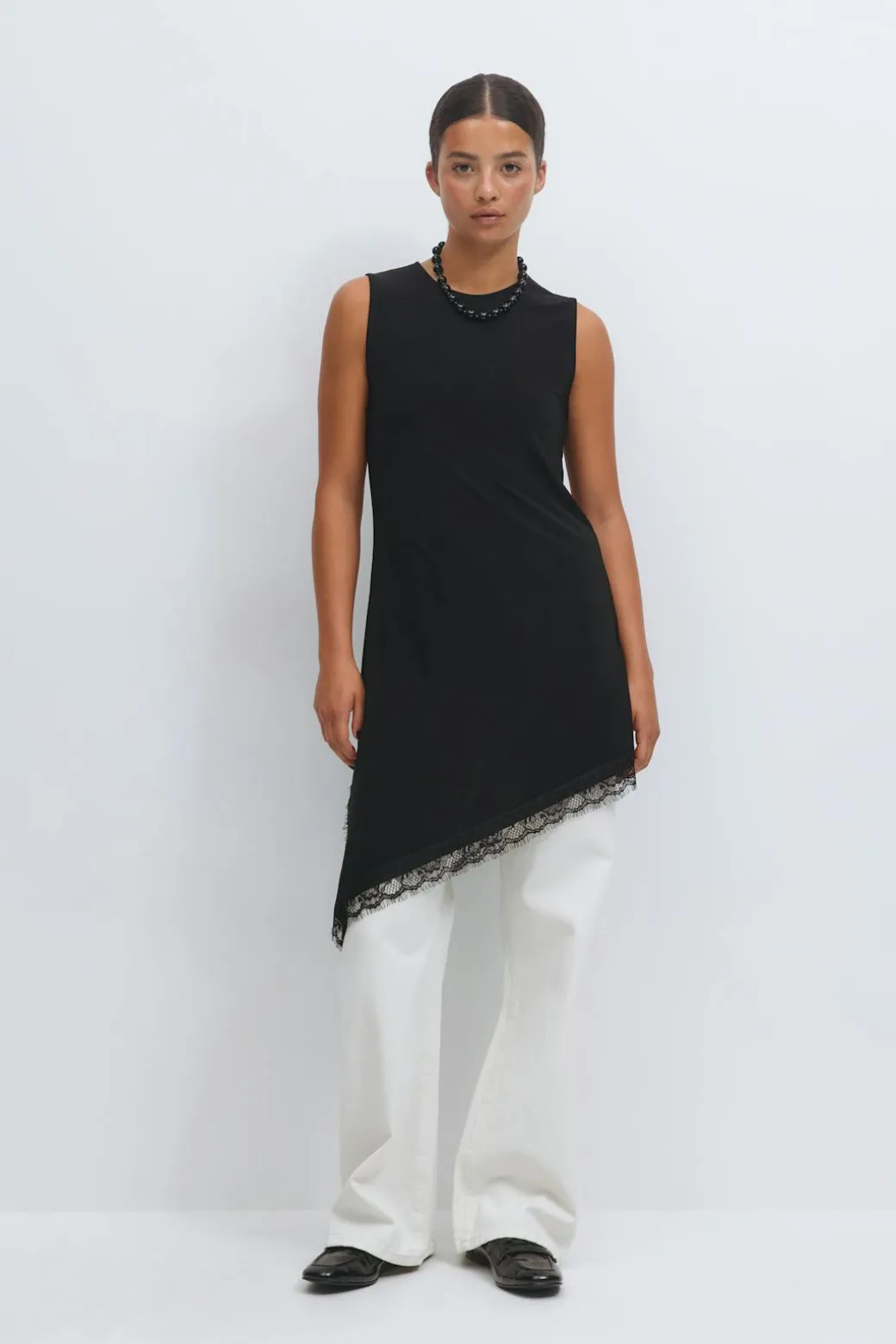Asymmetric lace detail tunic