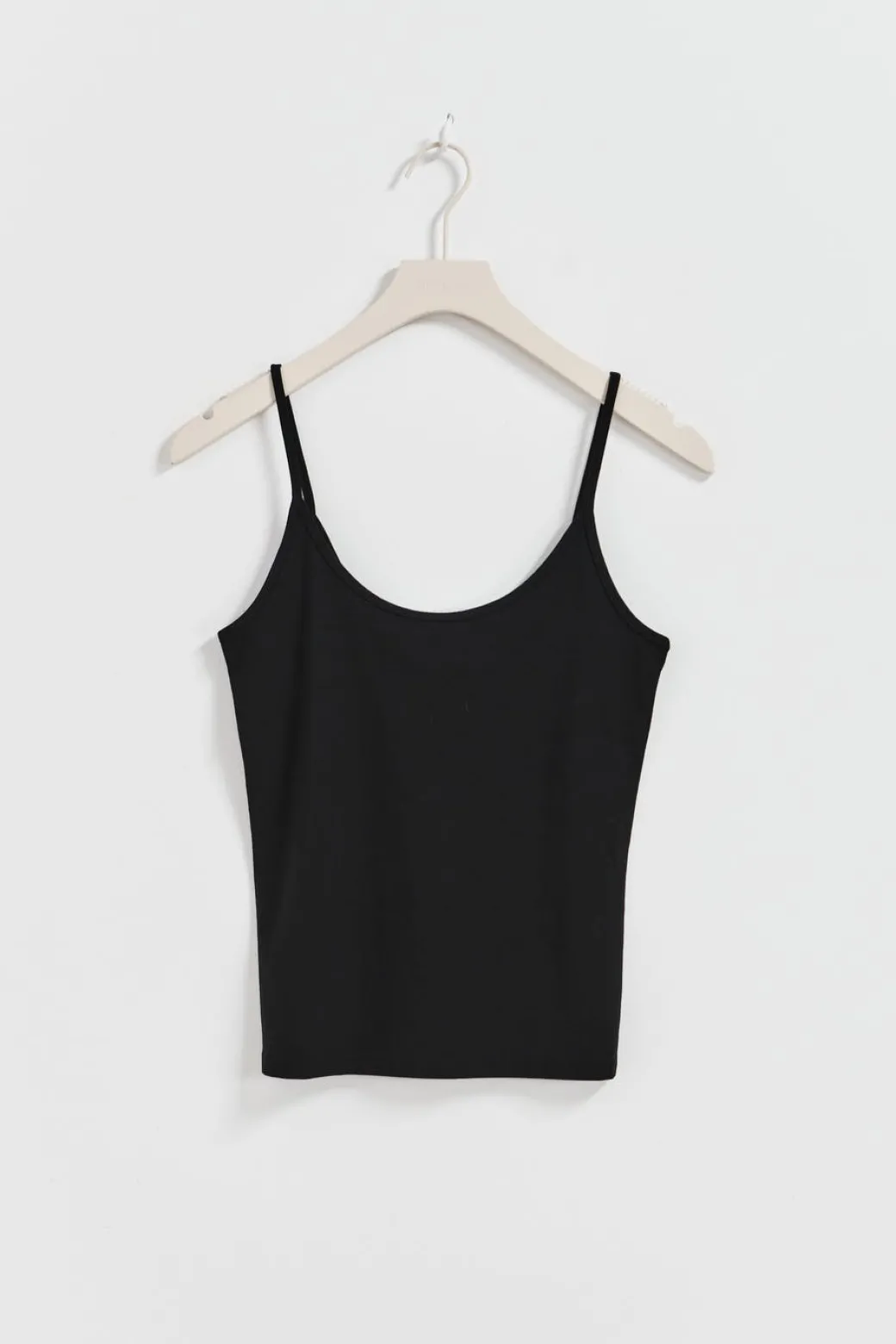 Basic strap singlet