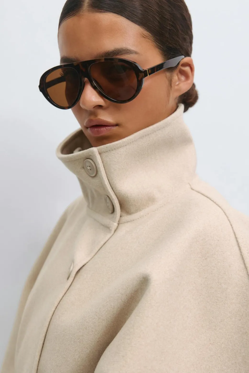 Belt cape jacket