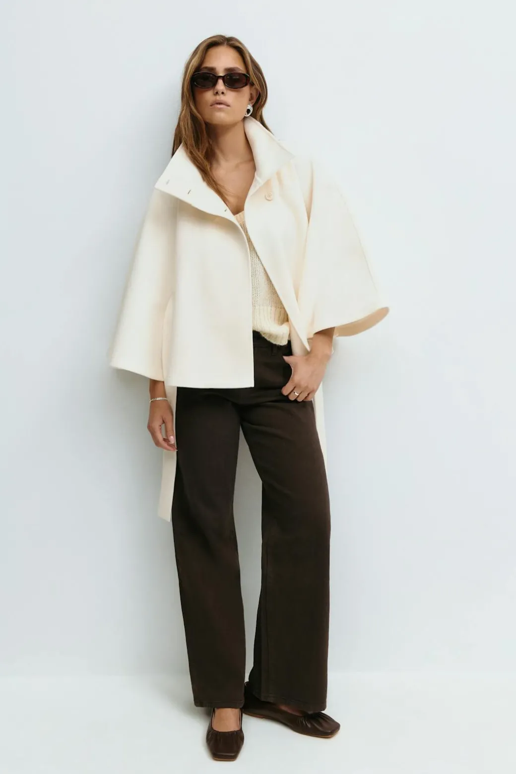 Belt cape jacket