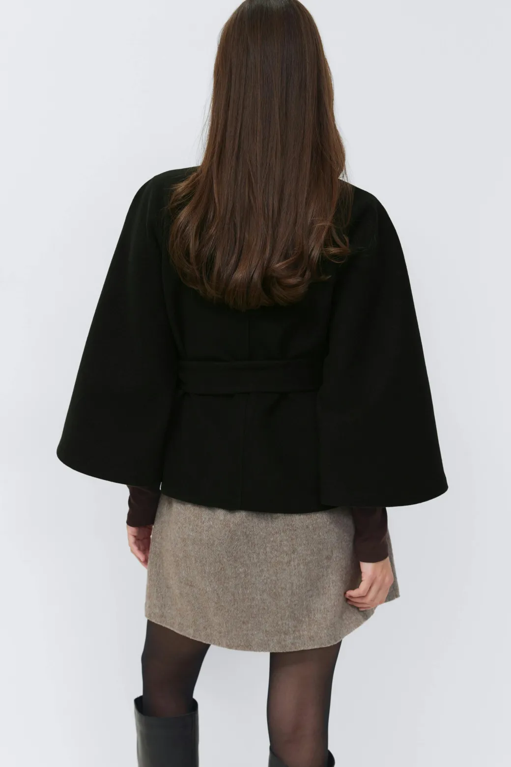 Belt cape jacket