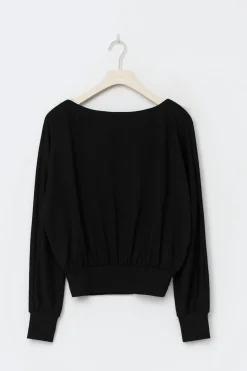 Boatneck top