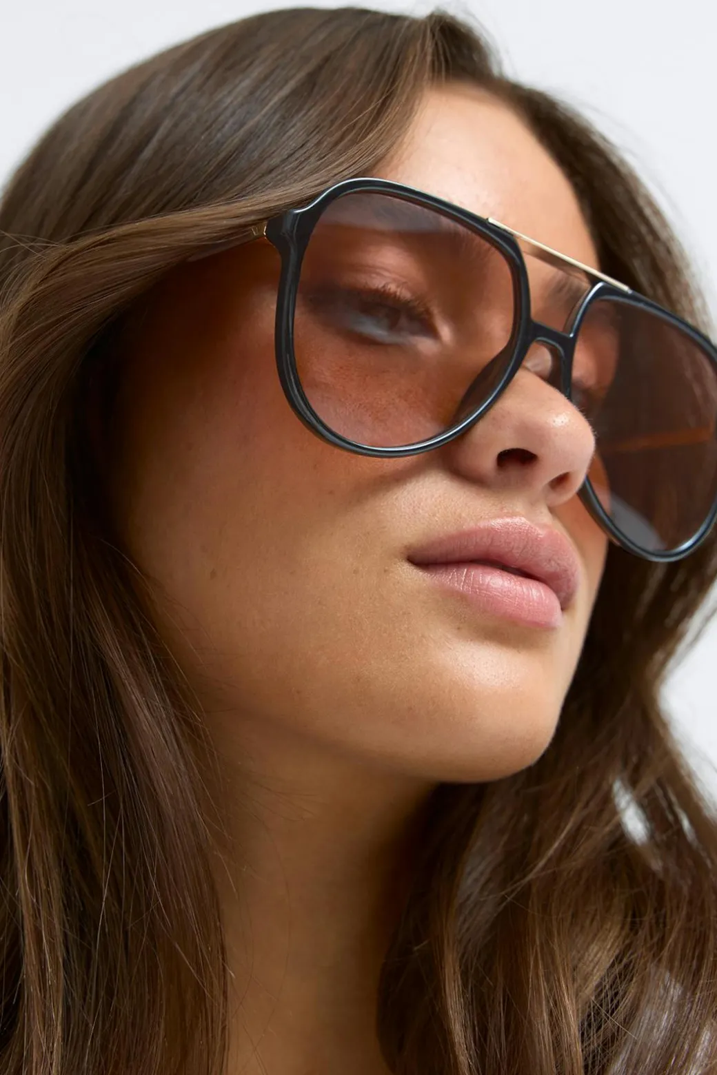 Bold aviator sunglasses