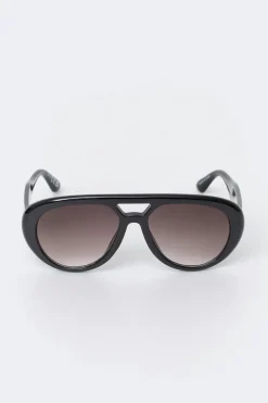 Bold aviator sunglasses