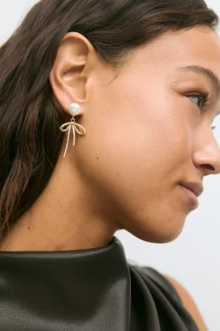 Bow earrings
