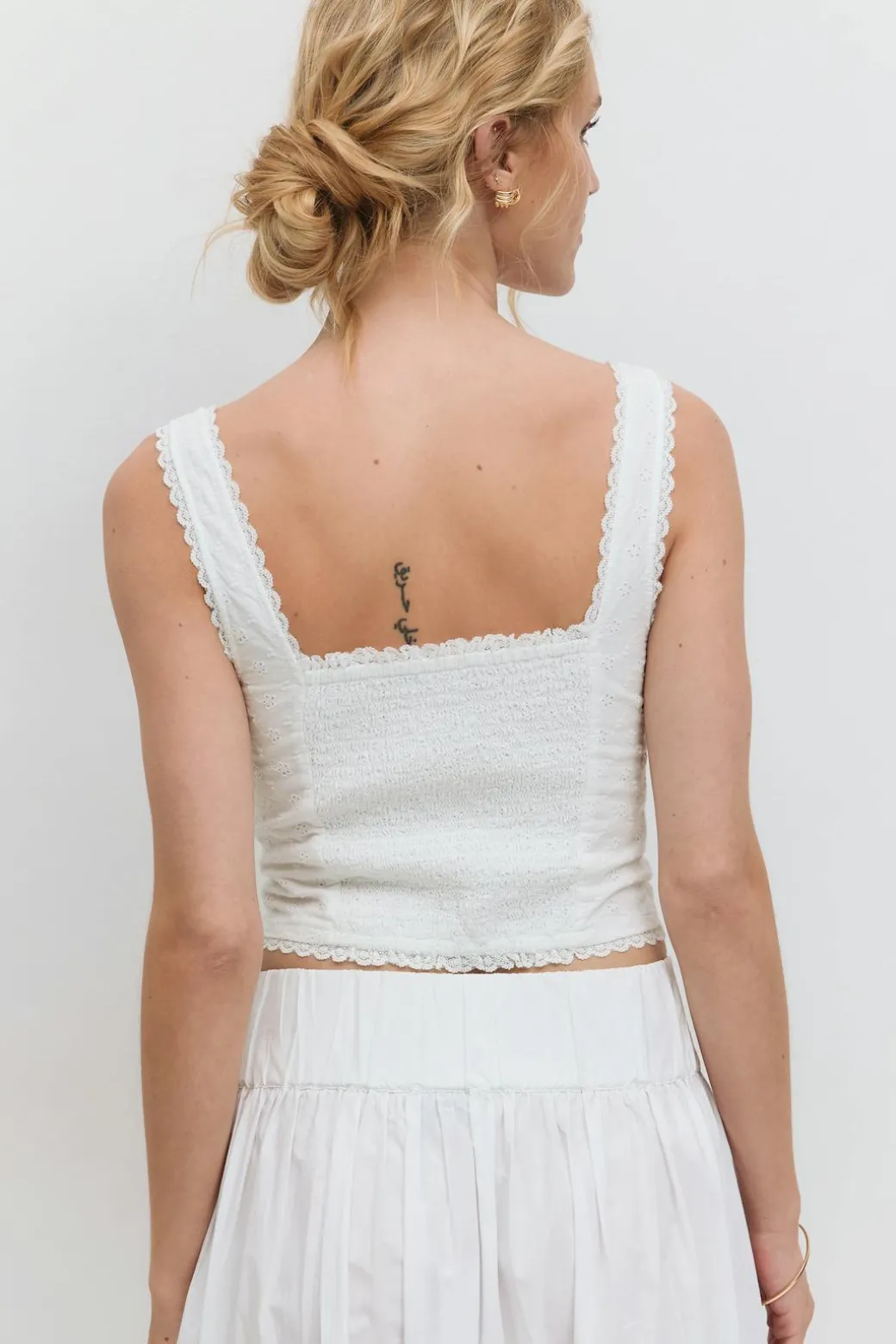 Broderie anglais top