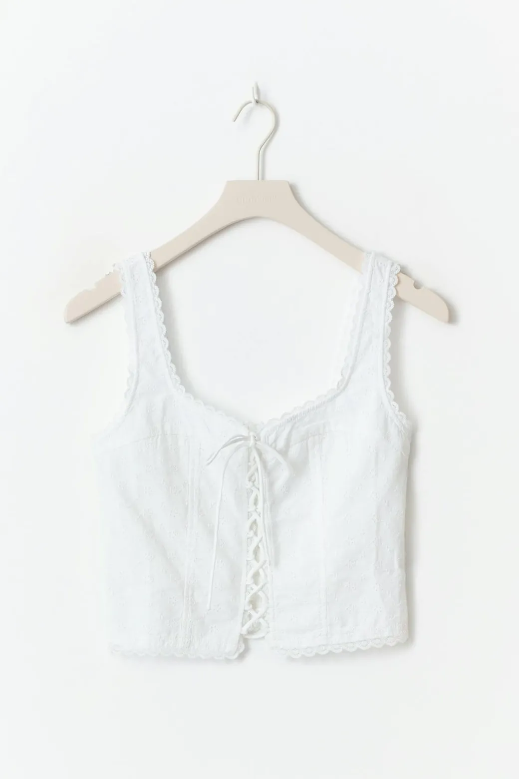 Broderie anglais top