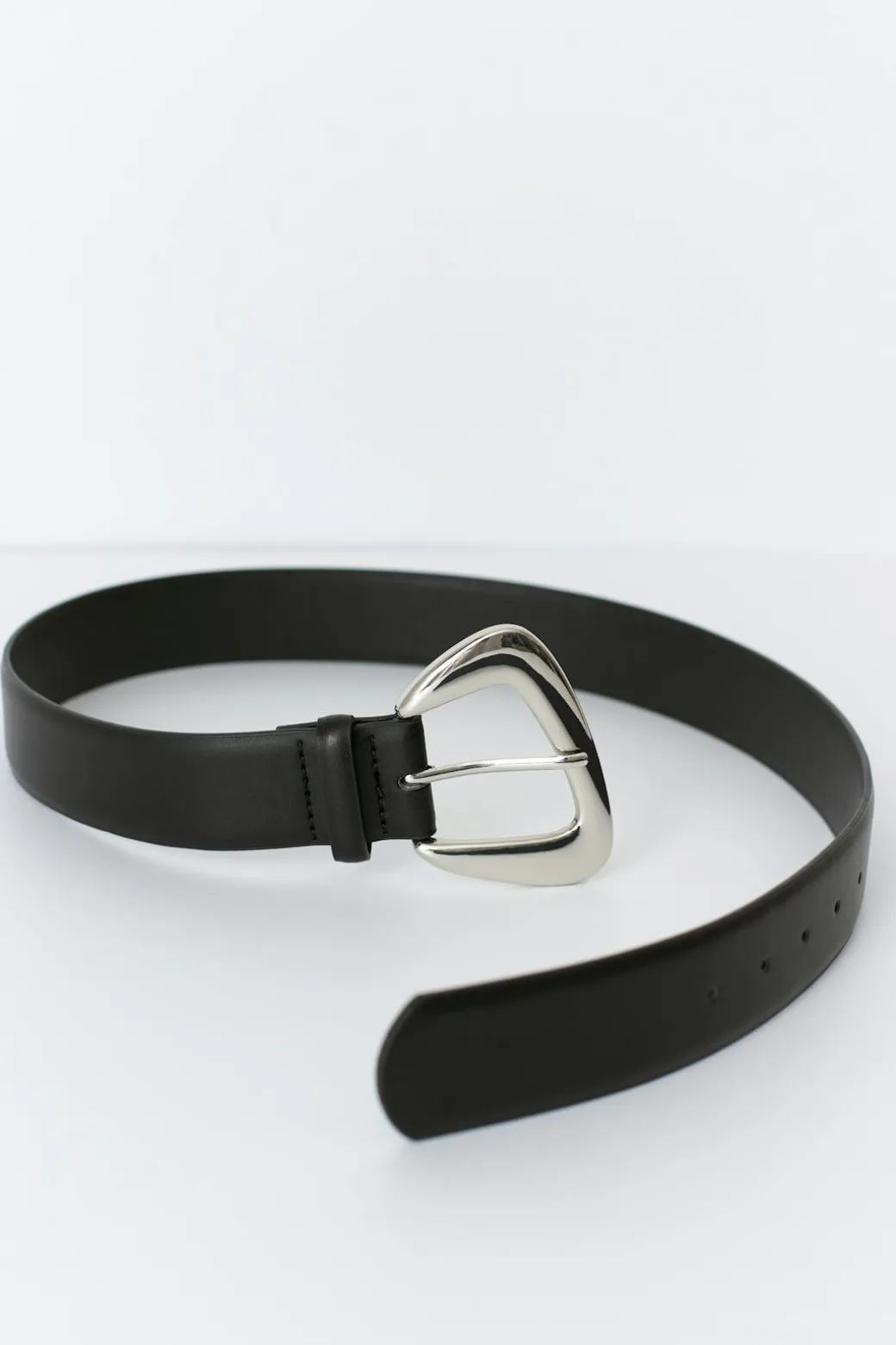 Chunky buckel belt