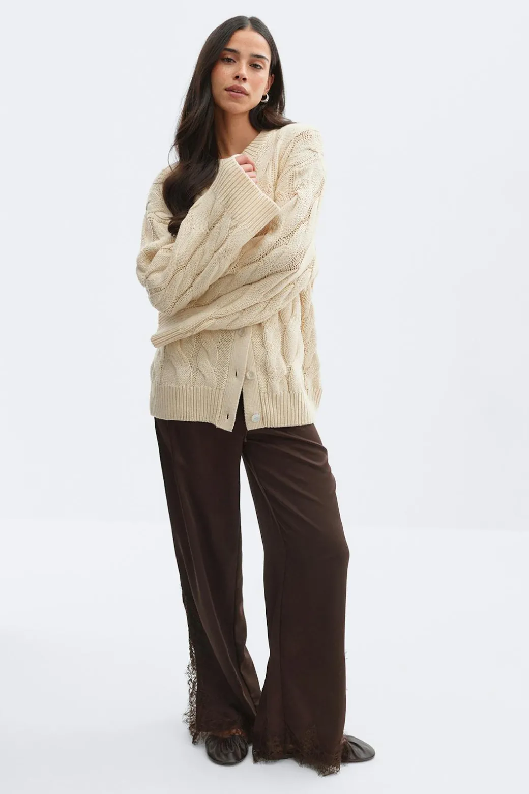 Chunky knitted cable cardigan