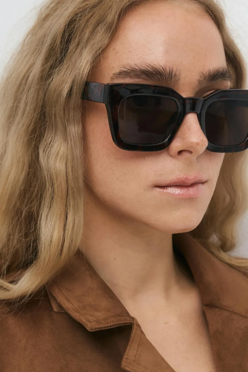 chunky sunglasses