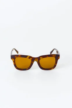classic chunky sunglasses
