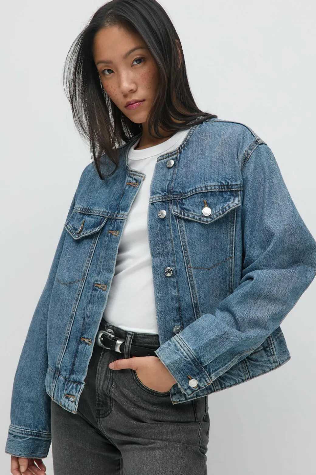 Collarless denim jacket