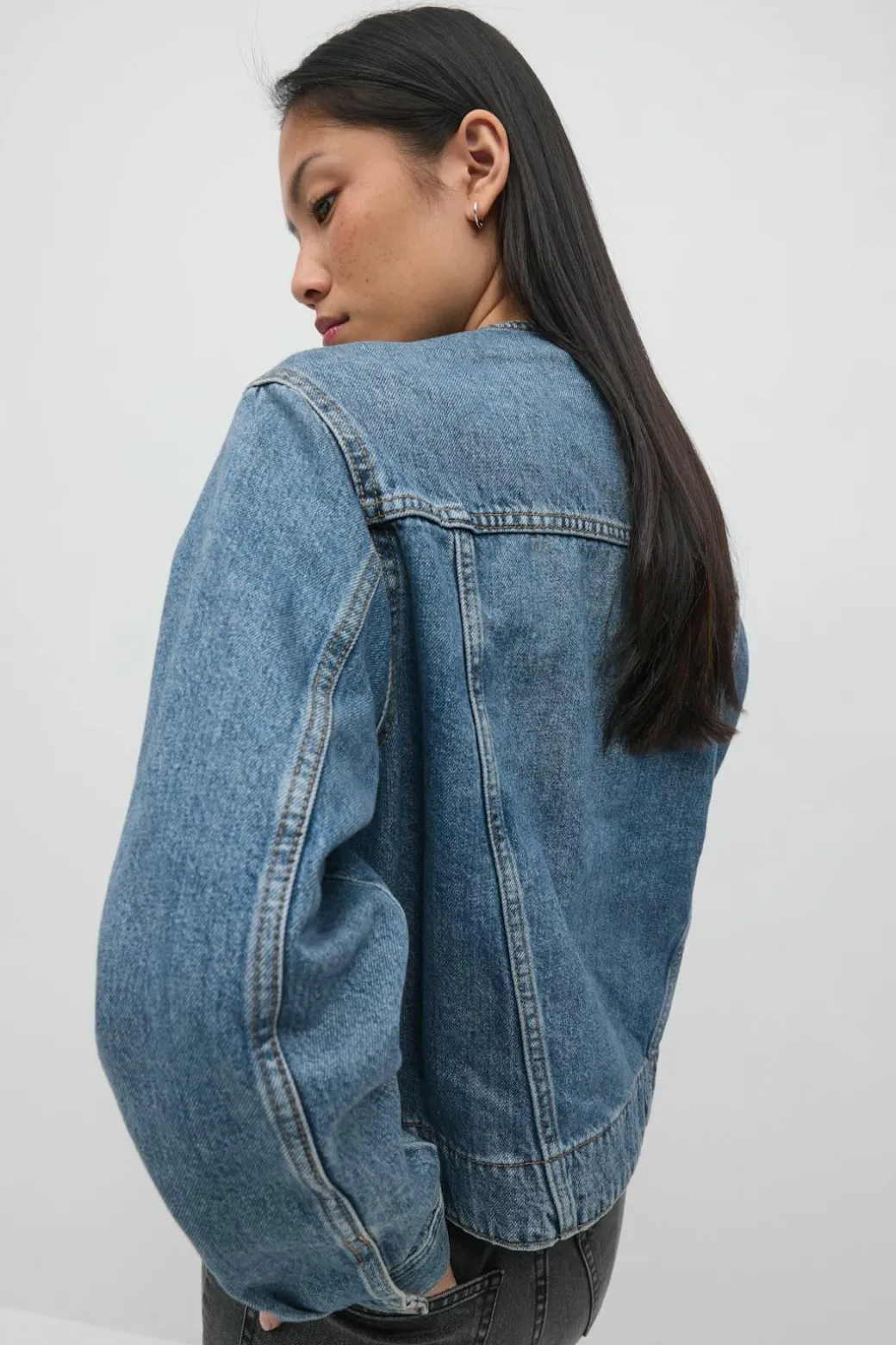 Collarless denim jacket
