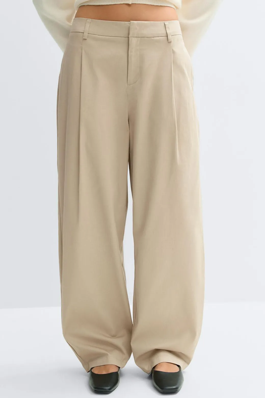Cotton barrel trousers