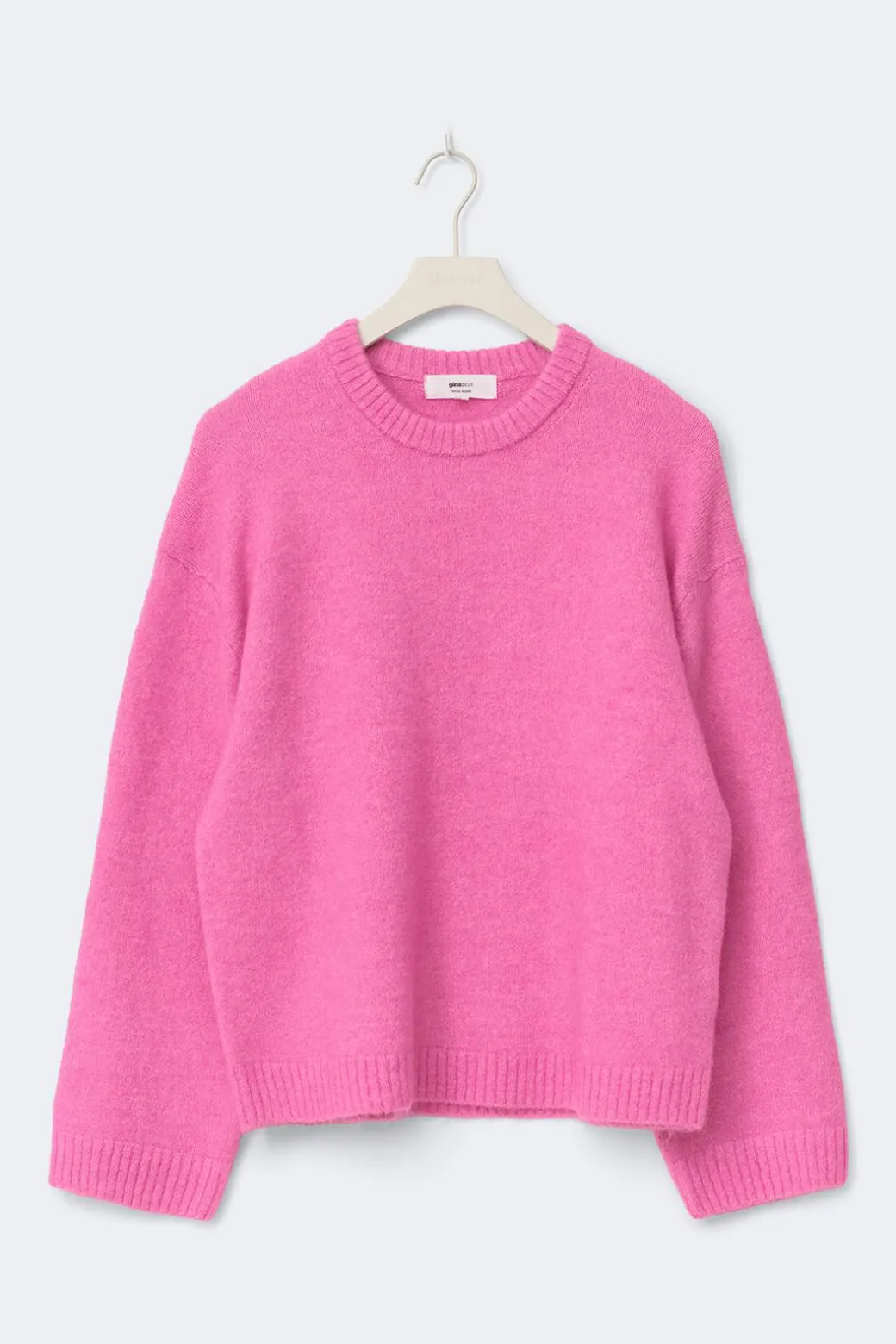 Crew neck knitted sweater