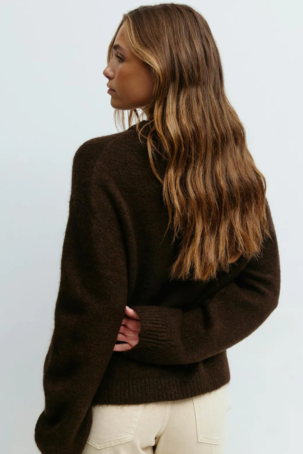 Crew neck knitted sweater