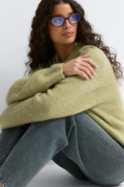 Crew neck knitted sweater