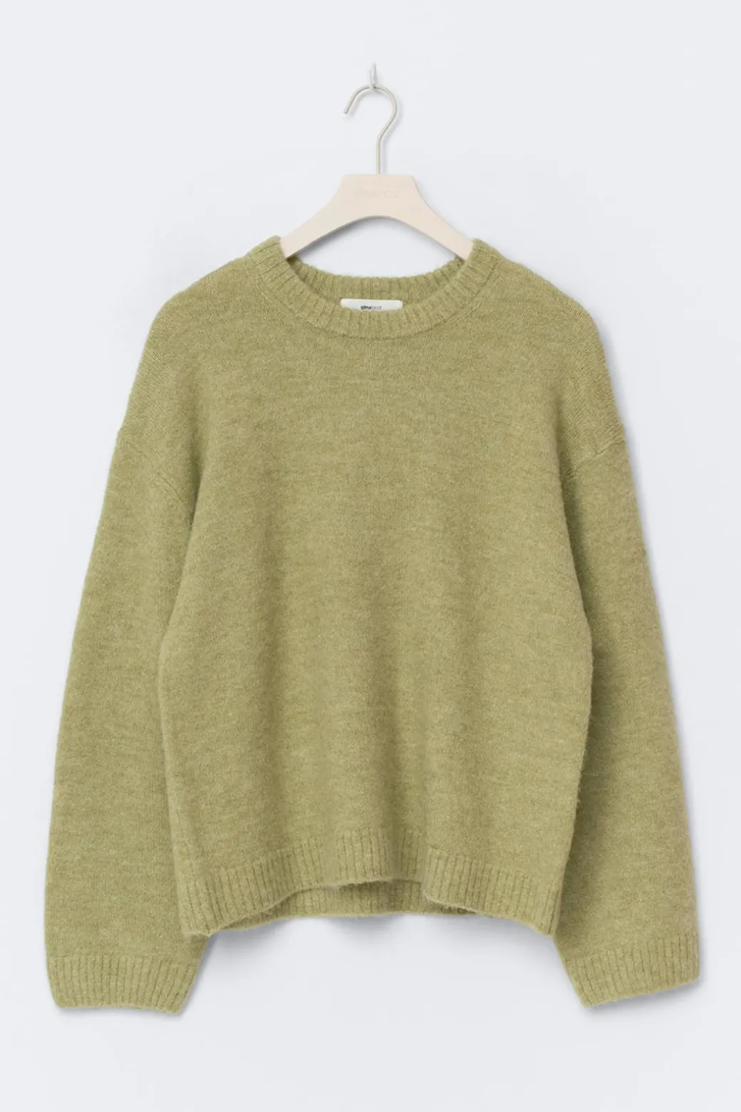 Crew neck knitted sweater