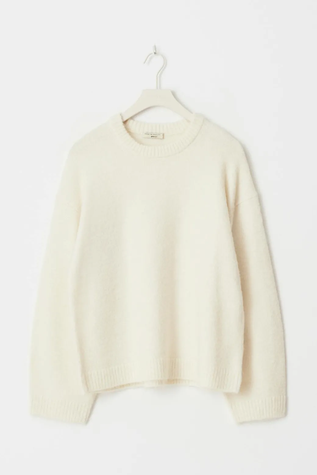 Crew neck knitted sweater