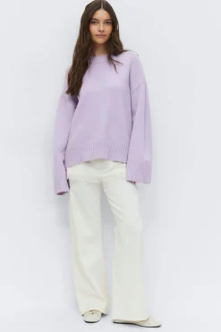 Crew neck knitted sweater