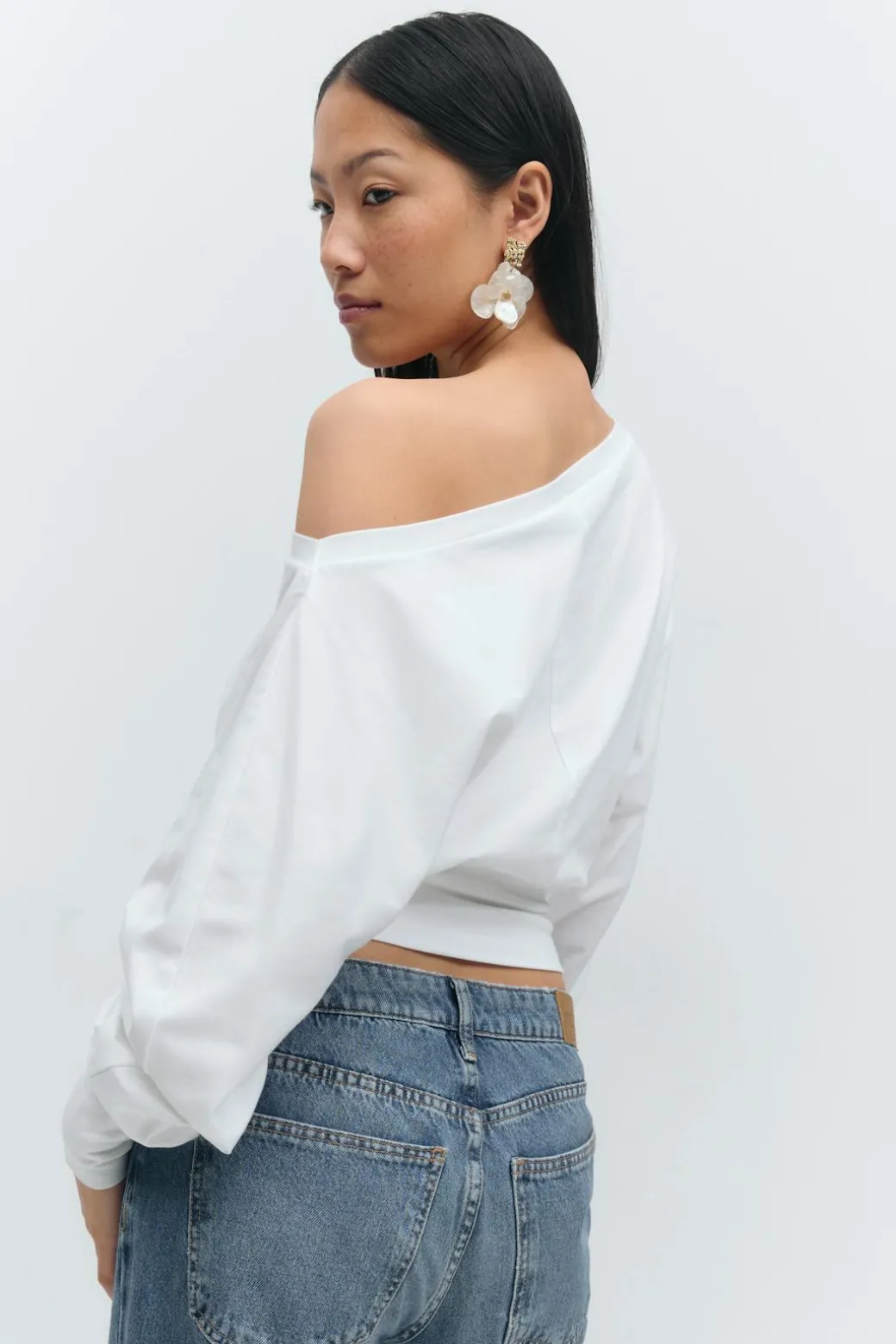 Cuff detail top