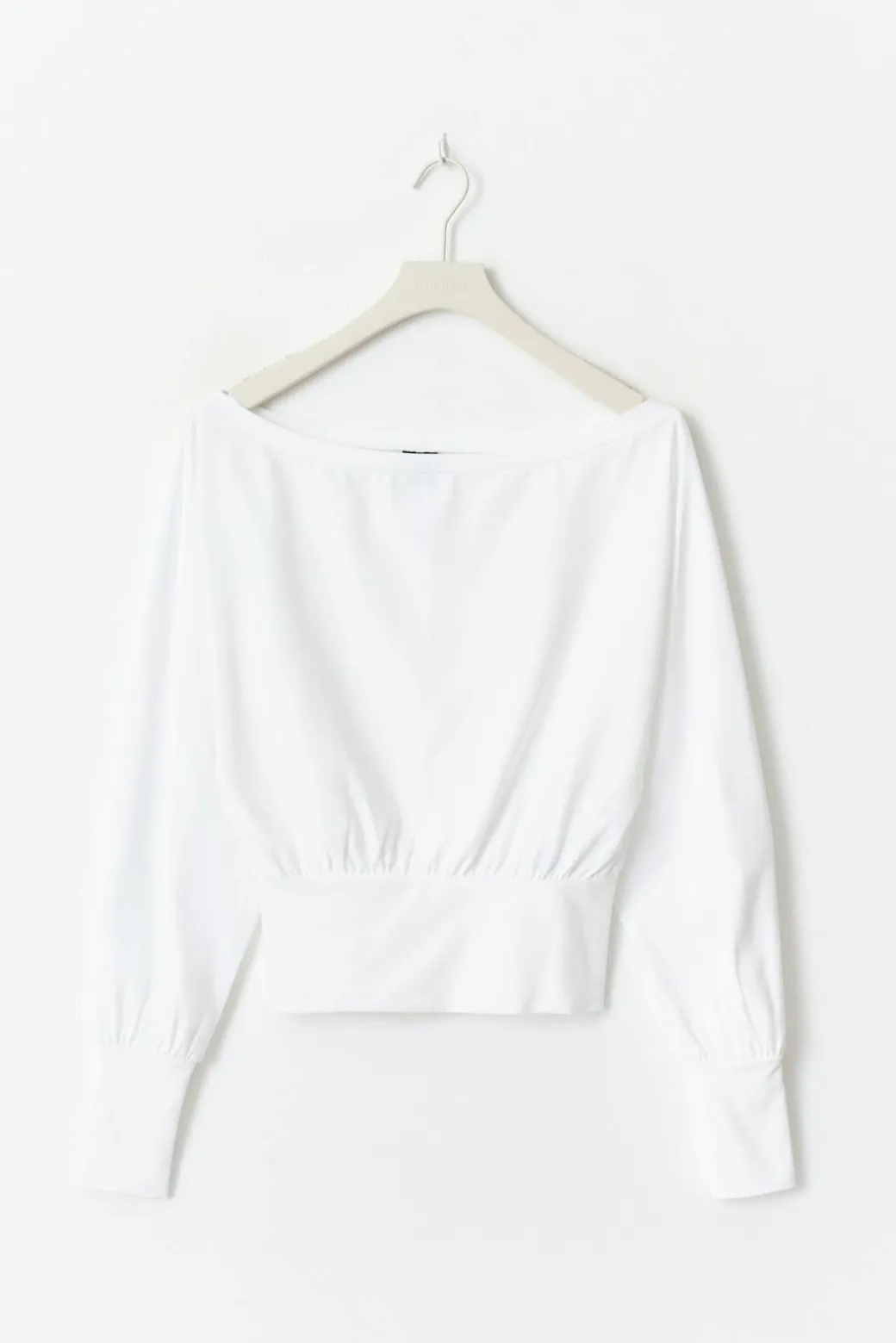 Cuff detail top