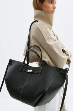 Detail strap tote bag