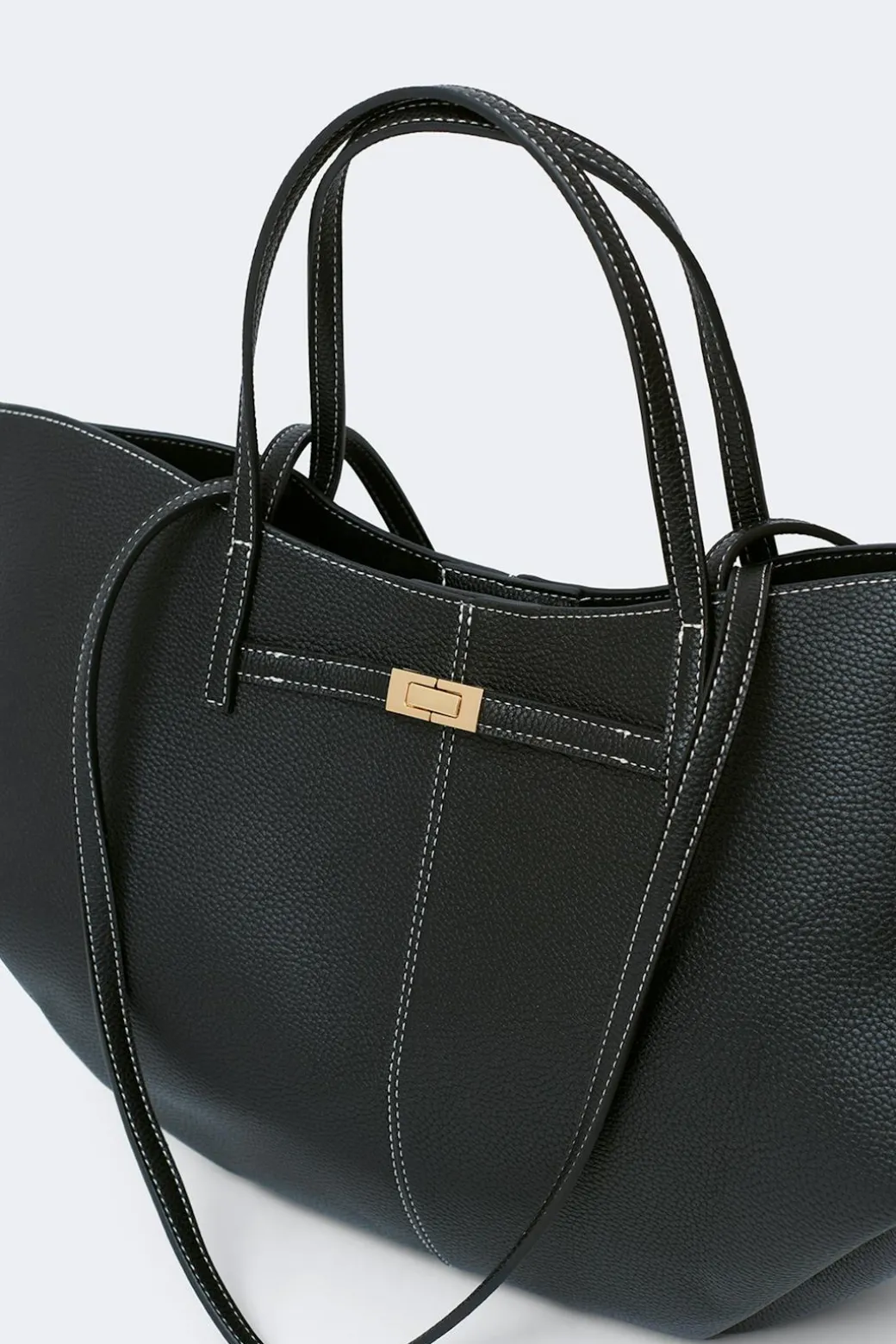Detail strap tote bag