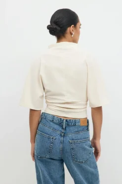Drapy top