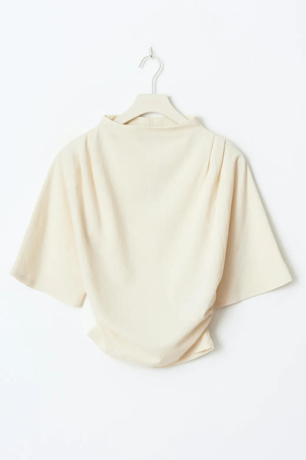 Drapy top