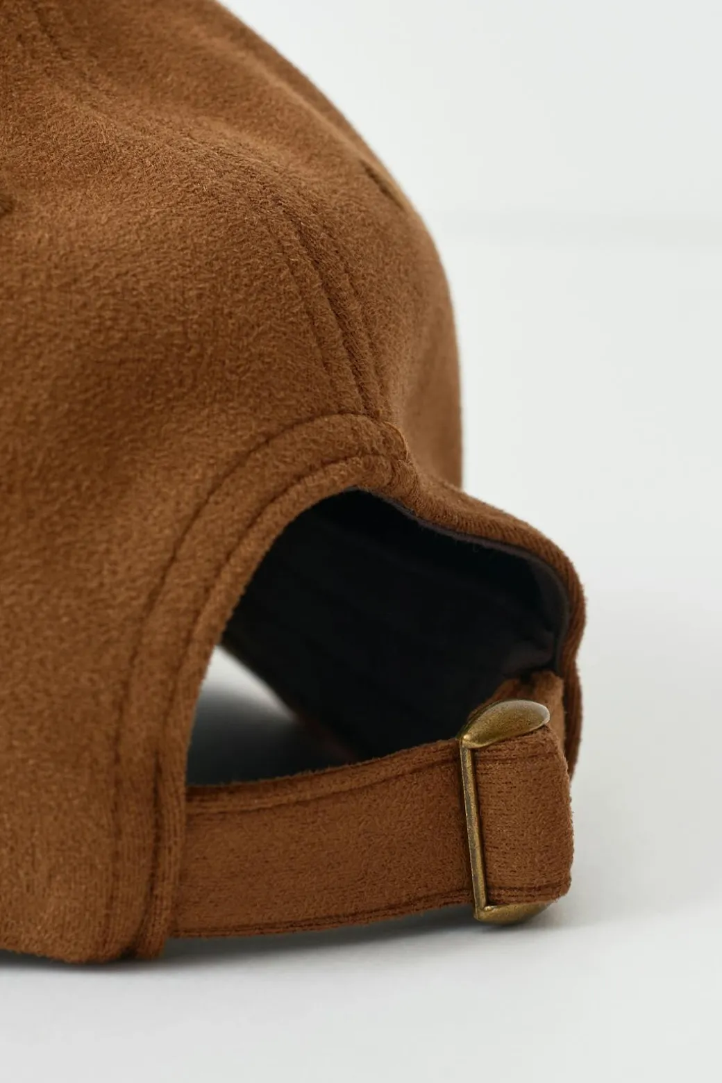 Fake suede cap