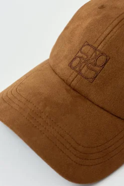 Fake suede cap