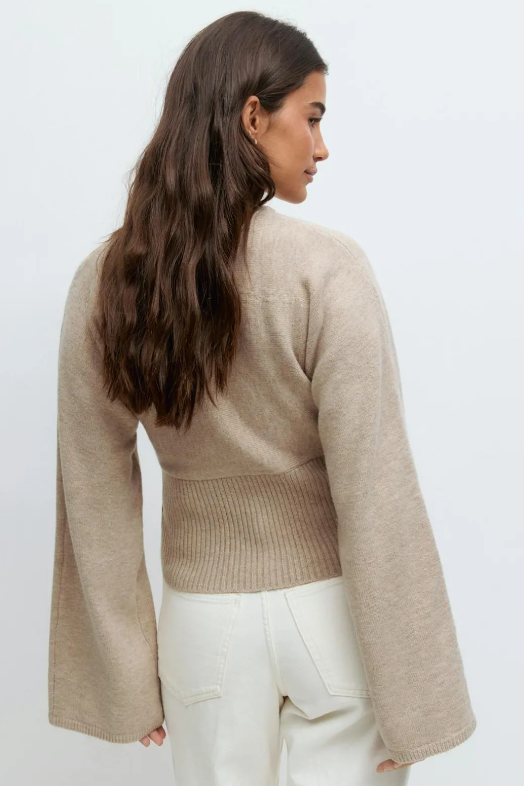 Fitted waist knitted cardigan