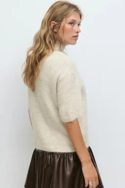 Funnel neck knitted top