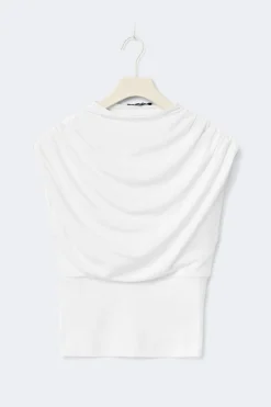 Funnel neck top
