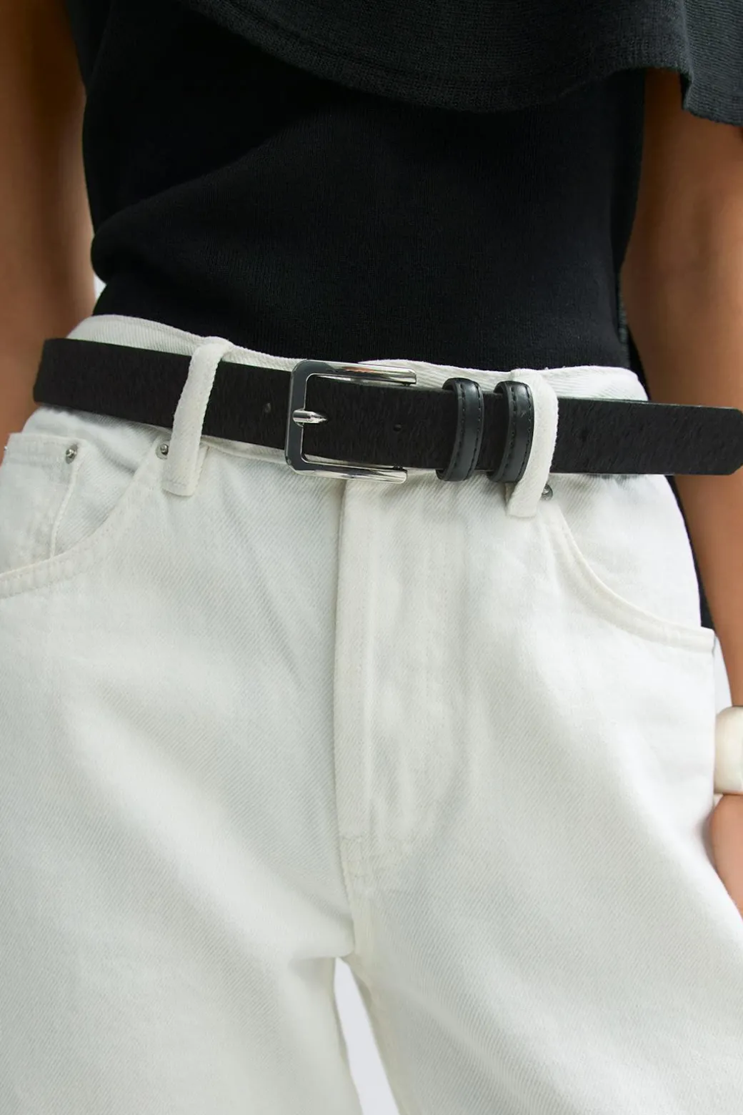 Hair-on hip belt