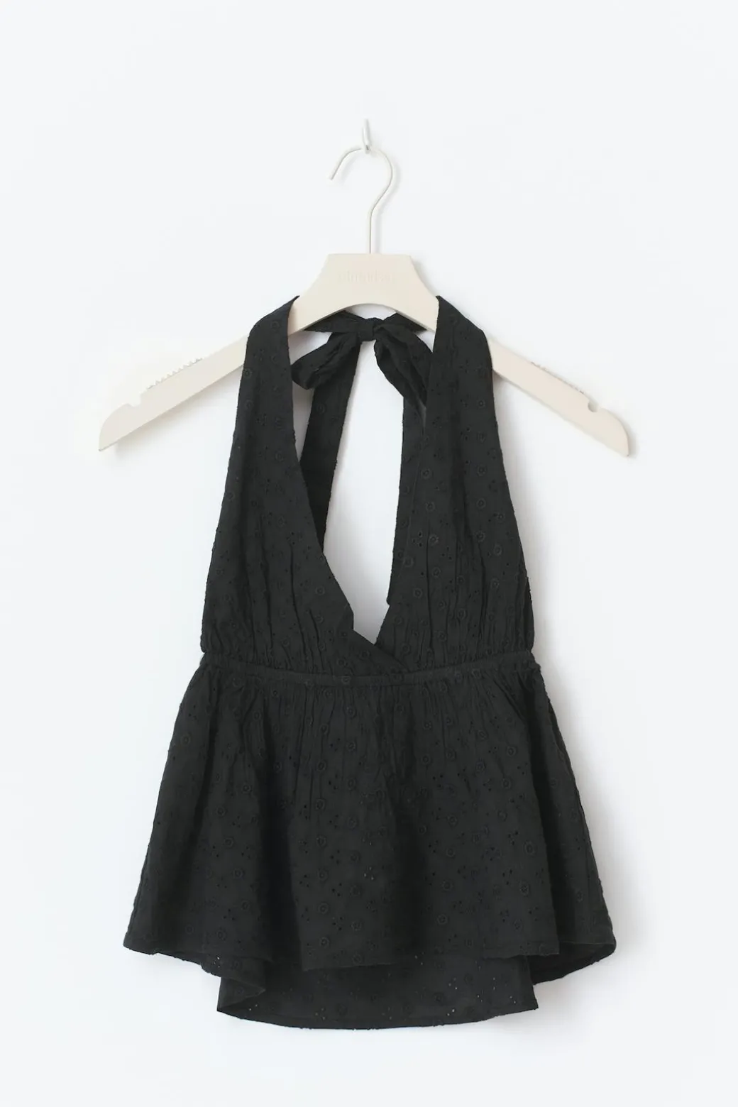 Halterneck anglaise top