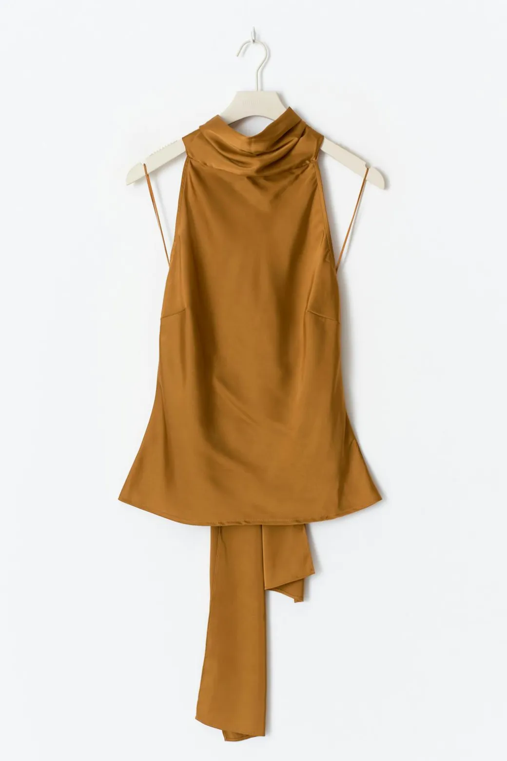 Halterneck blouse