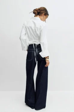 High and wide jeans