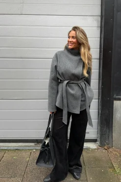 High neck short jacket