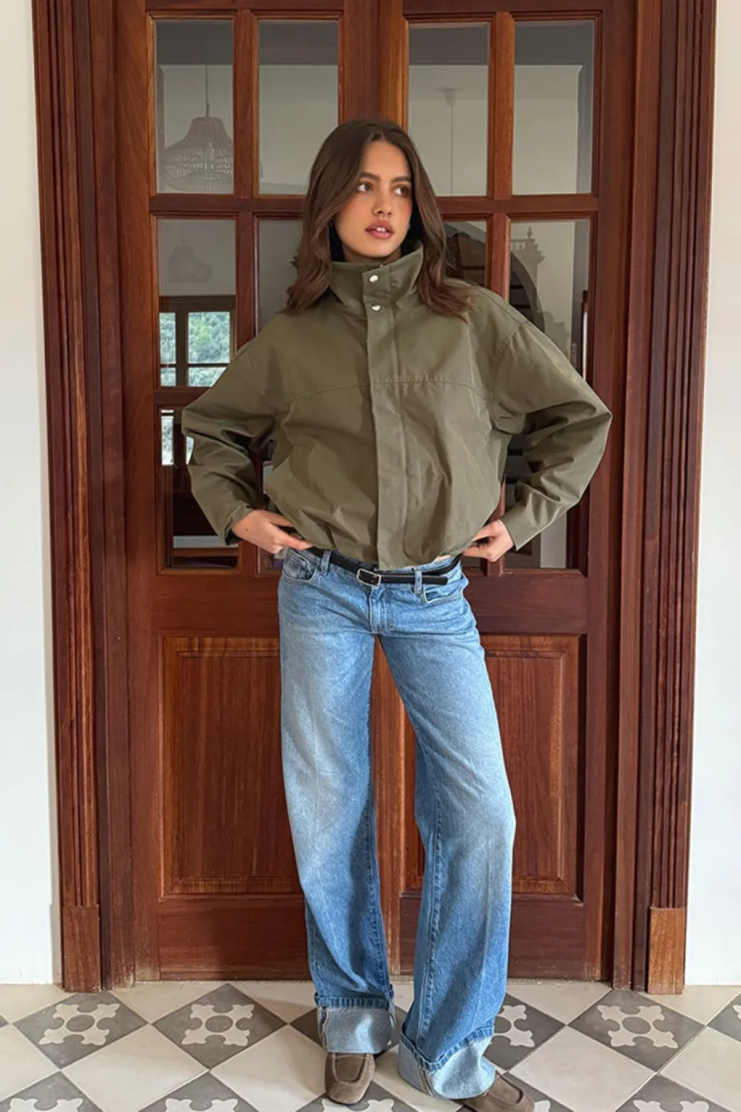 High neck short jacket