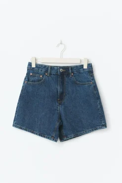 High waist denim shorts