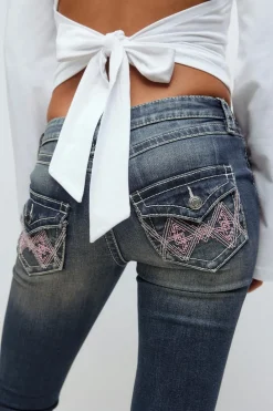 Iconic twisted jeans