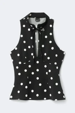 Keyhole tie top
