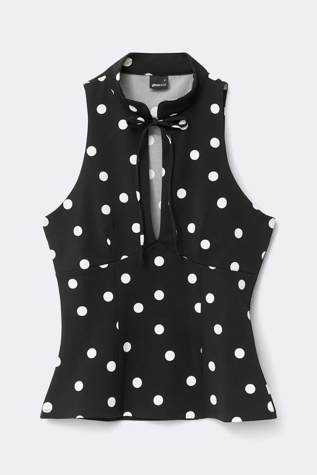 Keyhole tie top