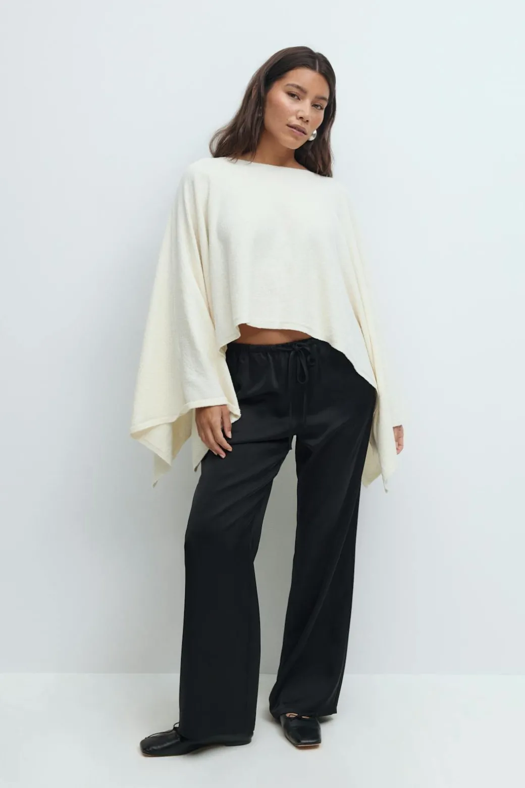 Knitted cape top