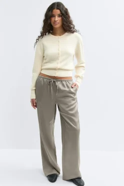Knitted cardigan
