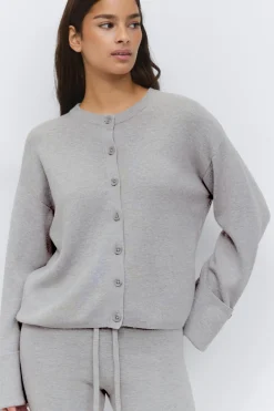 Knitted cardigan
