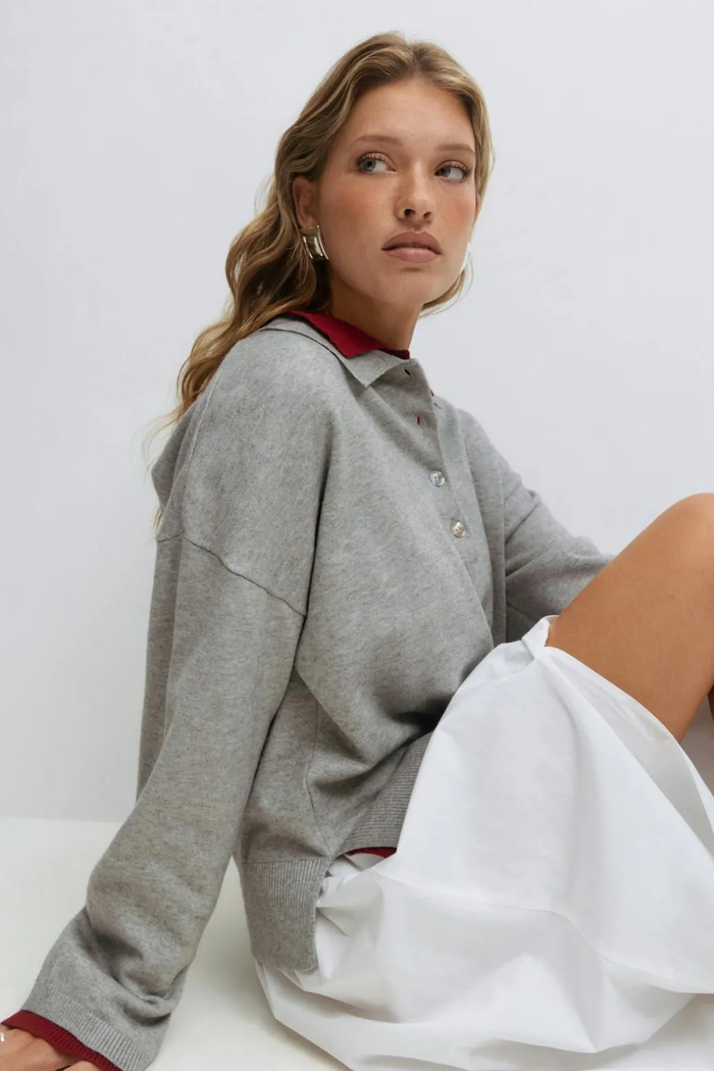 Knitted collar sweater