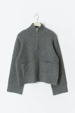Knitted pocket cardigan